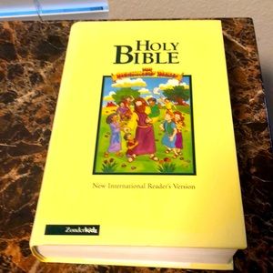 NIrV The Beginner's Bible Holy Bible, Hardcover - Zondervan